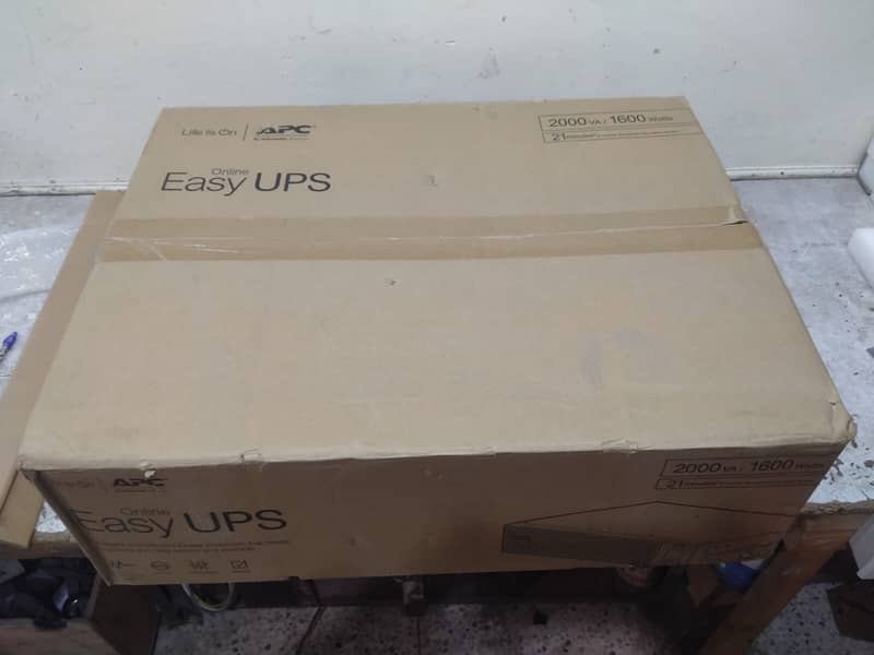 APC Easy-UPS On-Line SRV 3 kVA (SRV3KI / SRV3KIL) 3
