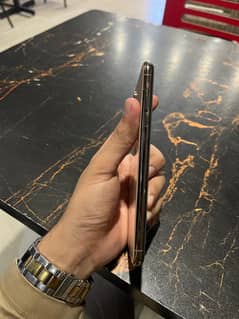 iPhone xsmax 256gb pta approved