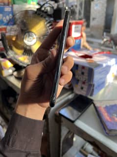 IPHONE XS 256 BH 76 BLACK COLOUR