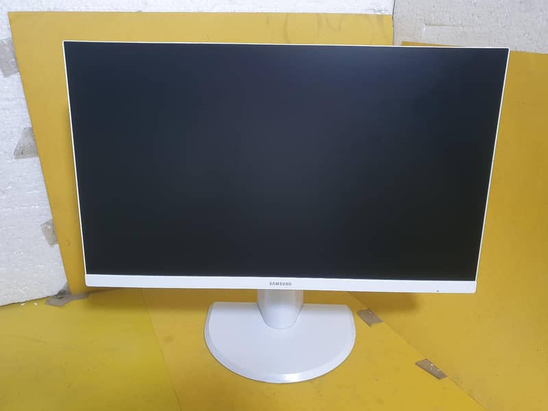 Gaming Setup For Sale All-in-one  Exchange Possible With 2023 Cd70 16