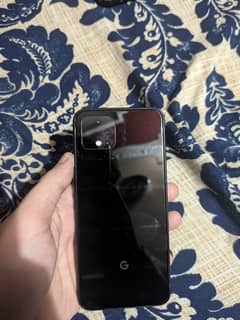 100 % ok mobile not a single scratch on it with box pack