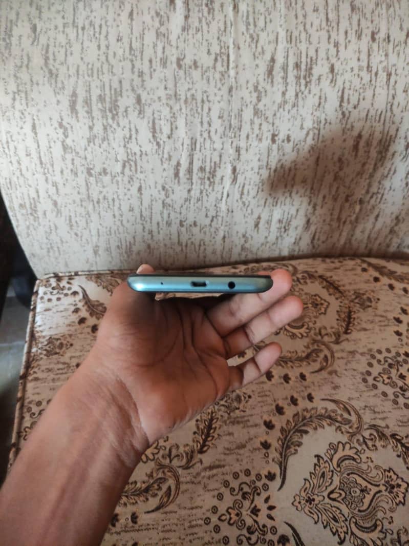 exchange possible:tecno spark 7 with box 3