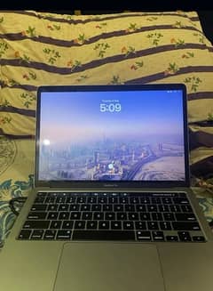 Macbook pro 2020 13 inch touchbar