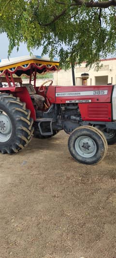 Massey Ferguson 385