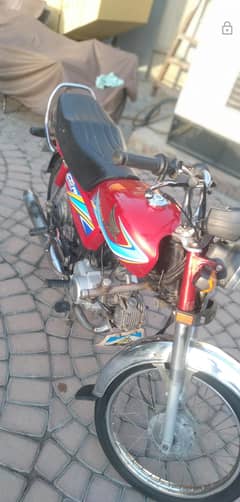 CD 70 bike For sale