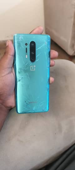 OnePlus 8pro 12/256  global version  back broken  and green lines