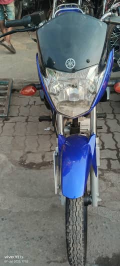 Yamaha ybr 2023 model very less driven mint condition just buy and dri