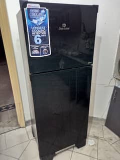 refrigerator ha almost new h jst 2 months se open kiya h