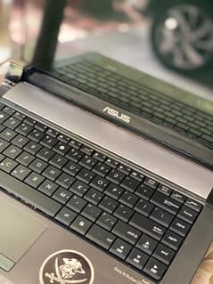 ASUS N43SL Core i7 Quad Core Geforce GT540M