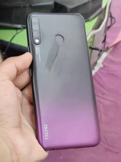 Tecno Spark 4