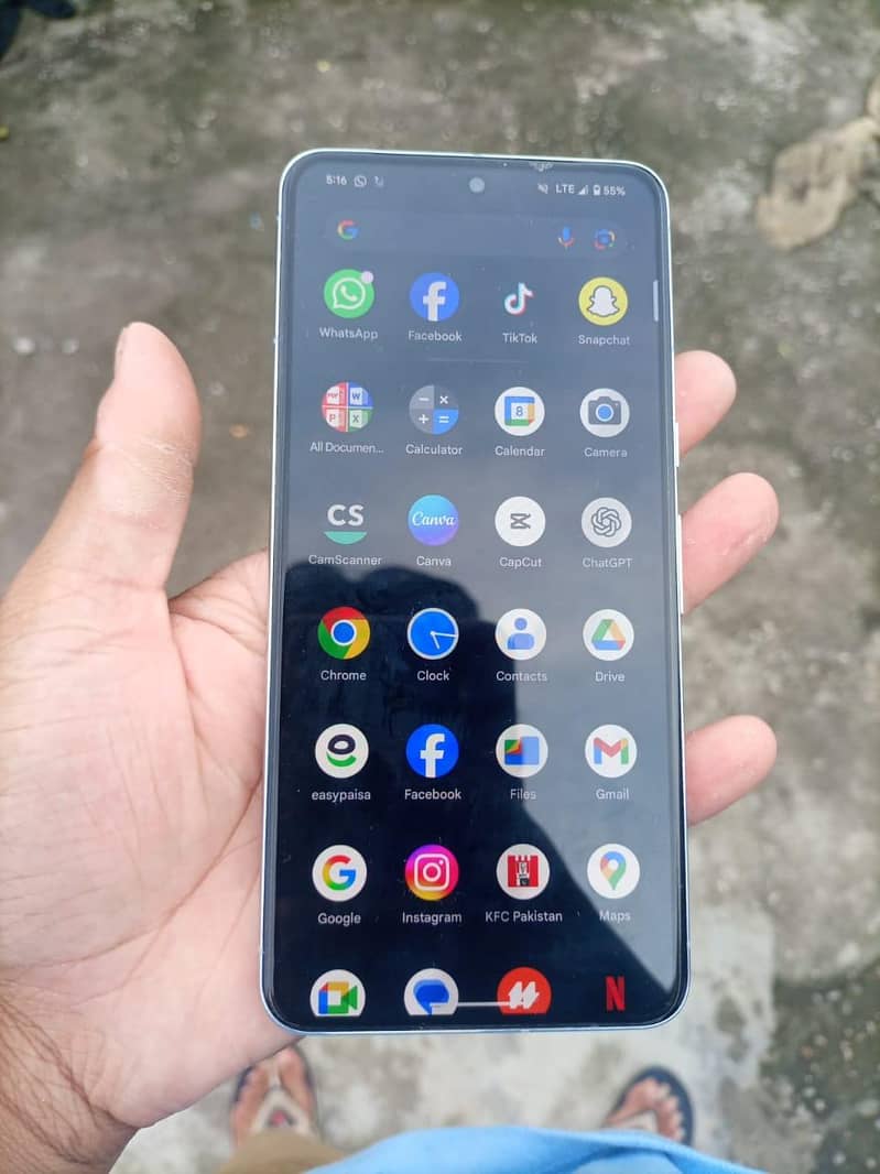 Google Pixel 8 pro 1