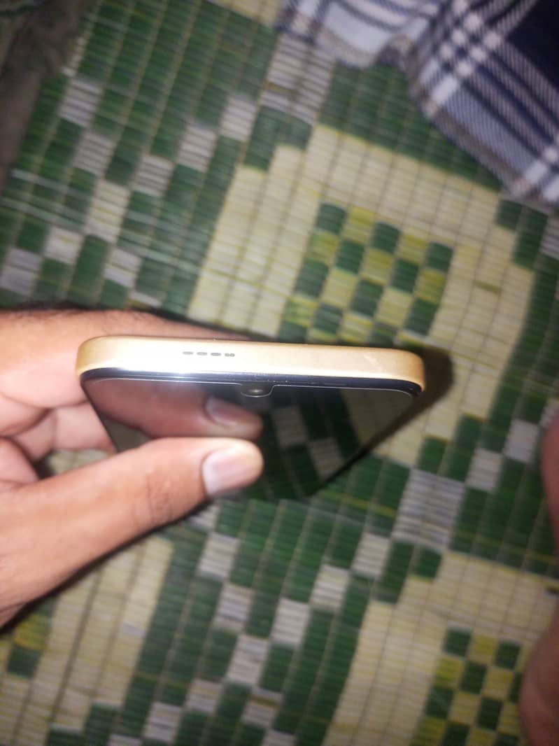 Infinix smart 9 4gb 128gb just open box available only 2 days use 3