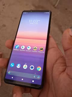 Sony xperia 5 mark 2 RAM 8gb or ROM 128gb