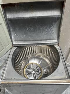 watching machine and spinning dryer available best metal quality