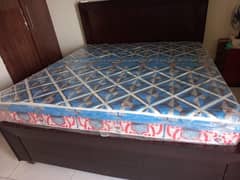 Bed King Size