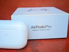 Aslam alaikum bhaio ye hai apple company ke Airphone is Sath is daba