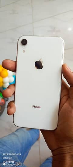 iPhone XR