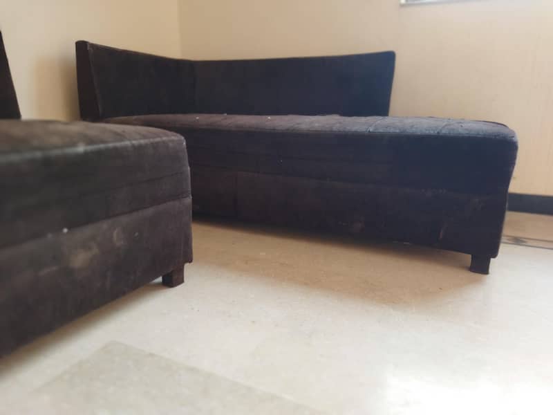 L-shaped 2 Sofa set with 1 table. 1