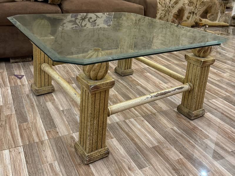 Sofa set with tables 3