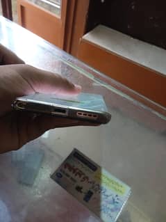 mobile 10/10 hai koi msla nahi hai bilkul new condition hai