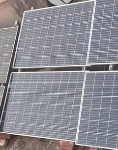 4 SOLAR PANELS 330 WATT available