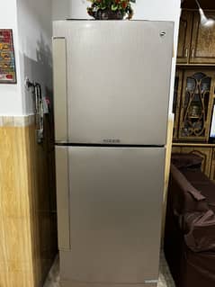fridge refrigerator