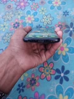 LG G8