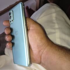 ONE PLUS 9R 8 256 10BY9.5: CONDITION ALL THING OK back change