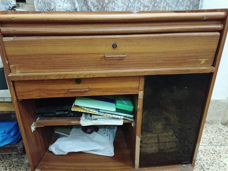 study / computer table 0