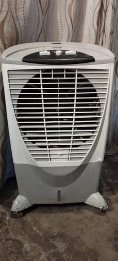 BOSS ROOM AIR COOLER  12 VOLT