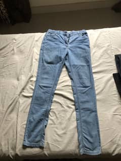 Skinny/Slim Fit Lightwash Denim Jeans