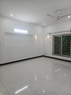 3 Bedroom Upper Portion With Solar