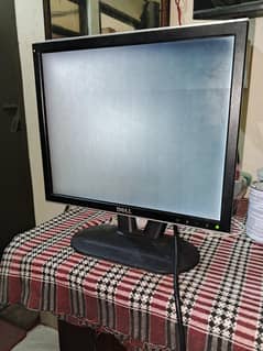 17 inches LED