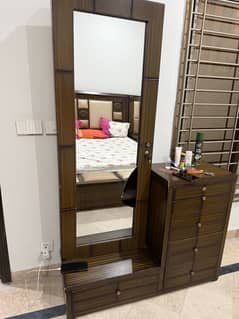 Dressing table and showcase