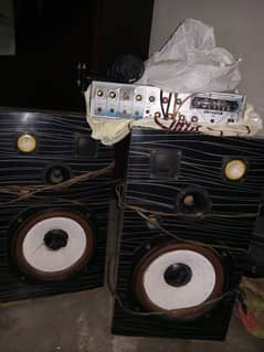 Amplifier with 2 Big woofers+ Mic