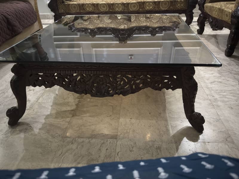 Chinioti Center table with 2 side tables 0