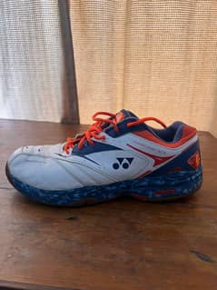 yonex