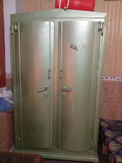 safe almira iron