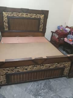 king size double bed in Wich good condition