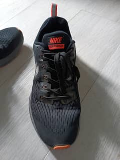 Nike Zoom Pegasus - US size 10