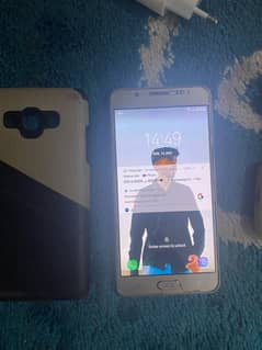 Samsung j5 pro for sale in good condition price 6000