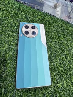 Camon 30