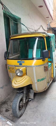 Tez raftaar rickshaw 200cc for sale contact + whatss app: 03154946343