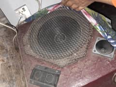 Speaker with 4 channel mixer machine