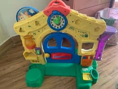 fisher price  play house in throw away price ra 7000