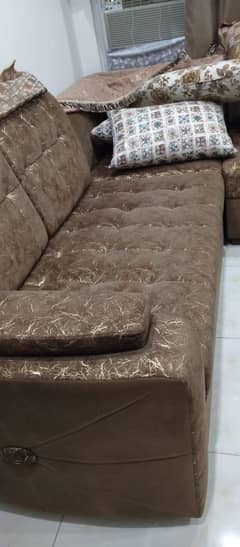 Molty foam L shaped sofa with dewan