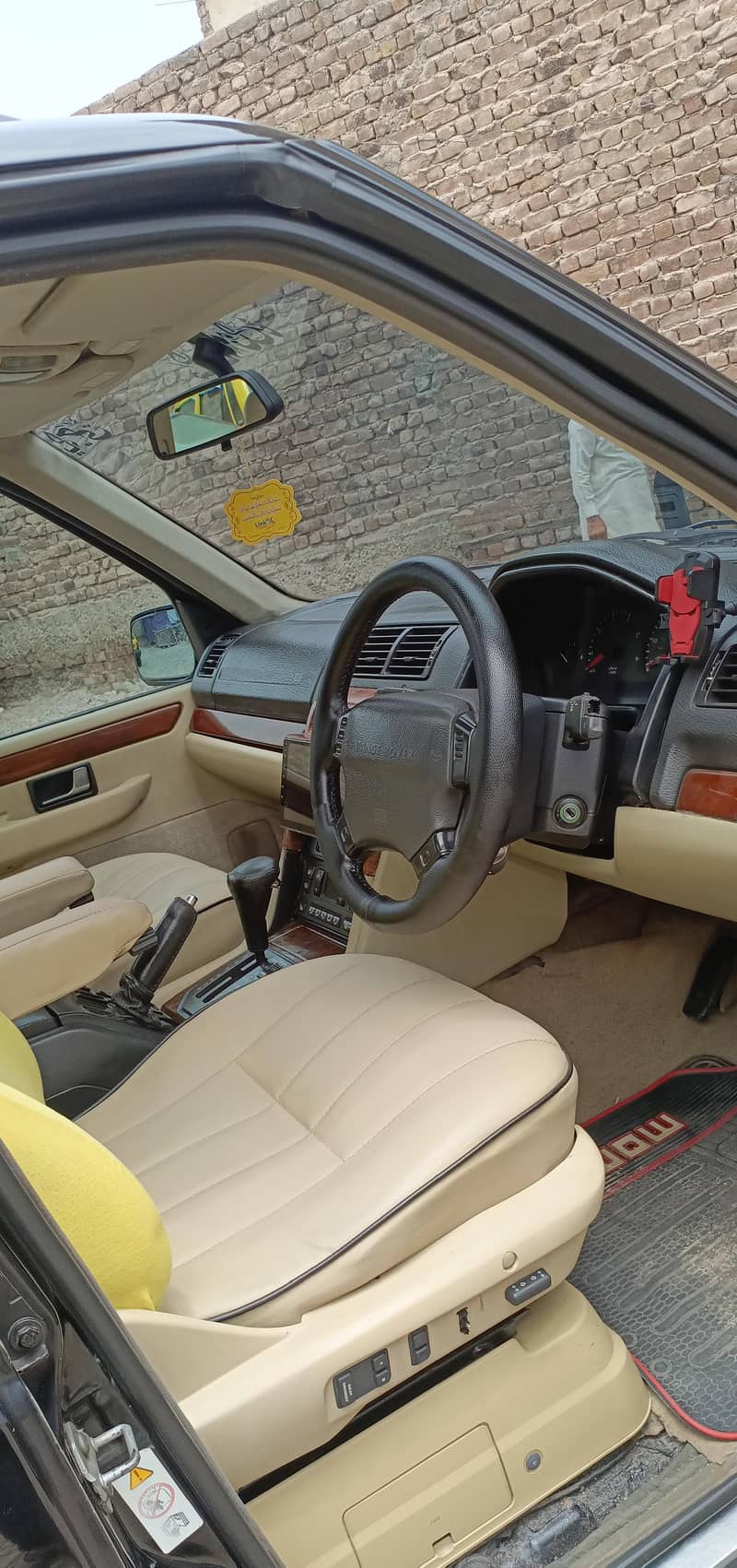 B2B Range Rover 2000,Exchange Possible, read add 6