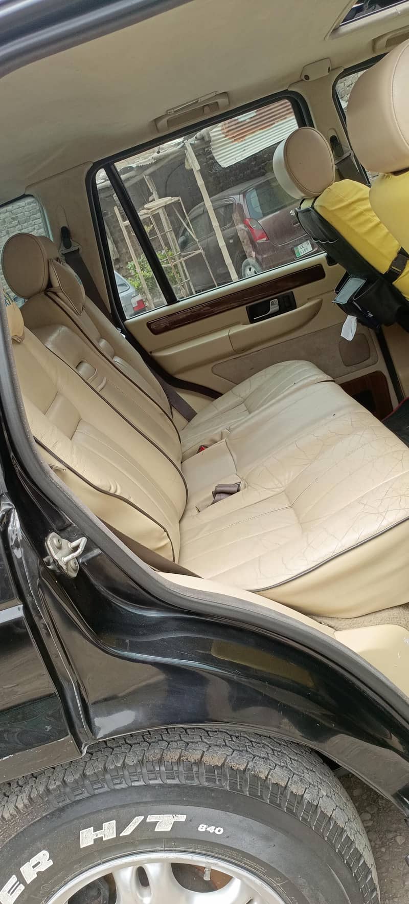 B2B Range Rover 2000,Exchange Possible, read add 8
