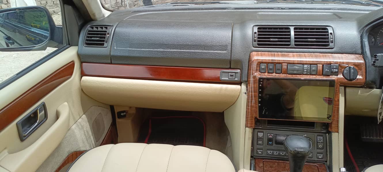 B2B Range Rover 2000,Exchange Possible, read add 15
