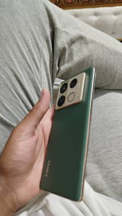 infinix note 40 pro 256gb brand new only 1 month use